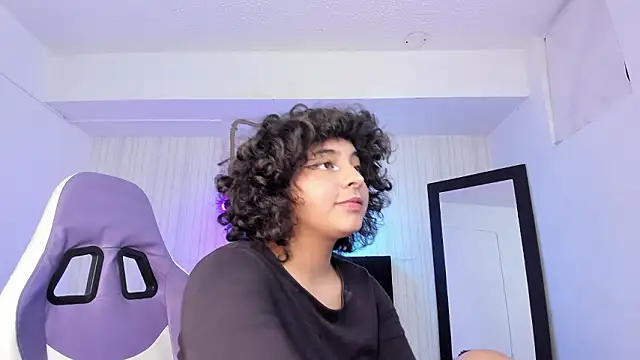 miku katsuragi online show from 4, 3, 2026