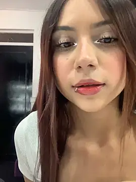 Emily Clark1 online show from 31, 12, 2024