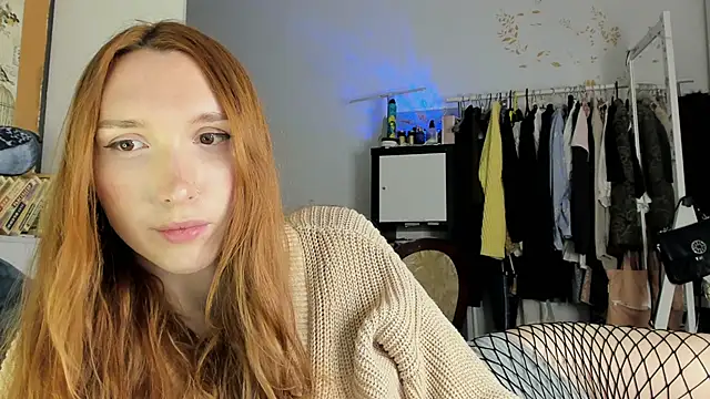 LisaIcon online show from 23, 11, 2025