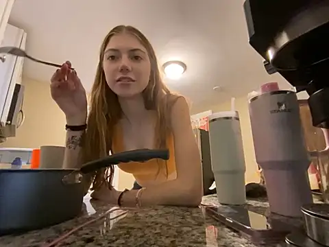 emilycoco online show from 26, 1, 2025