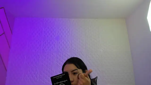 Violetaa diazz online show from 11, 3, 2026