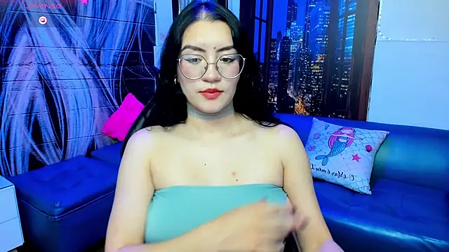 Violetaa diazz online show from 22, 1, 2025