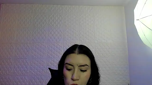 Violetaa diazz online show from 4, 11, 2025