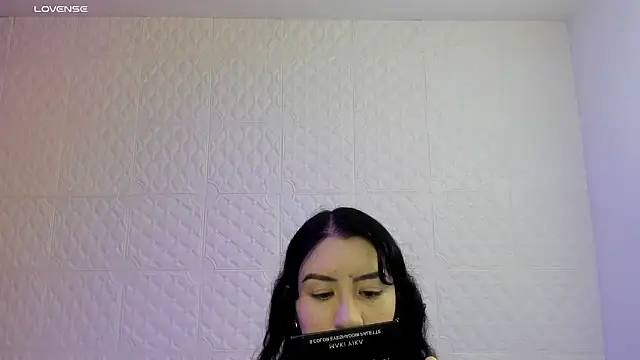 Violetaa diazz online show from 7, 2, 2026