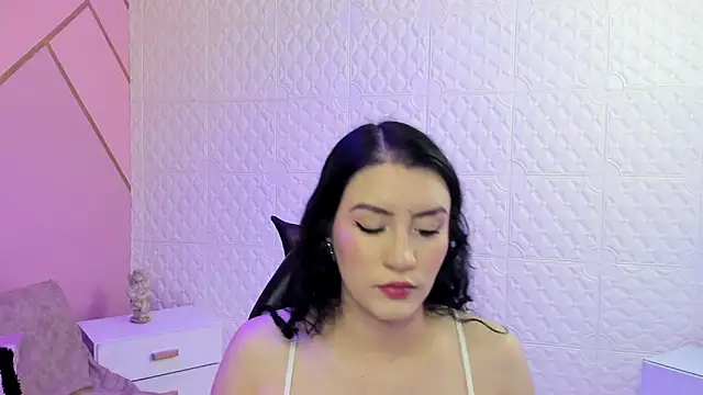 Violetaa diazz online show from 8, 11, 2025