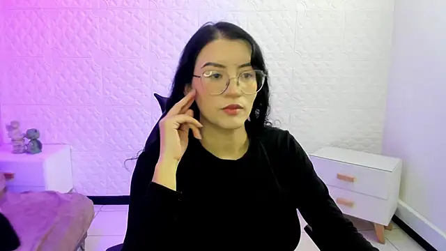 Violetaa diazz online show from 18, 3, 2026