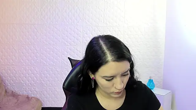 Violetaa diazz online show from 21, 10, 2025