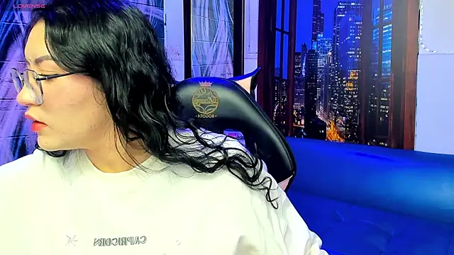 Violetaa diazz online show from 5, 2, 2025