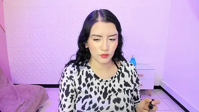 Violetaa diazz online show from 27, 10, 2025