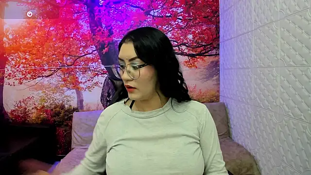 Violetaa diazz online show from 20, 2, 2025