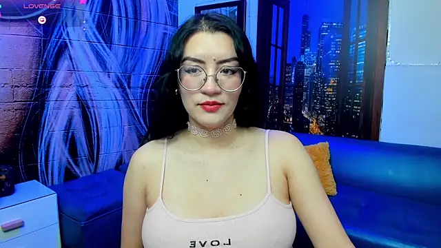 Violetaa diazz online show from 28, 2, 2025