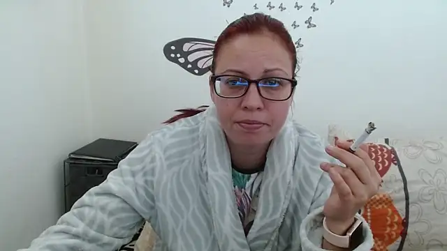 Snapshot of LadyHellene chatting on 10, 4, 2026 LadyHellene online show from 10, 4, 2026