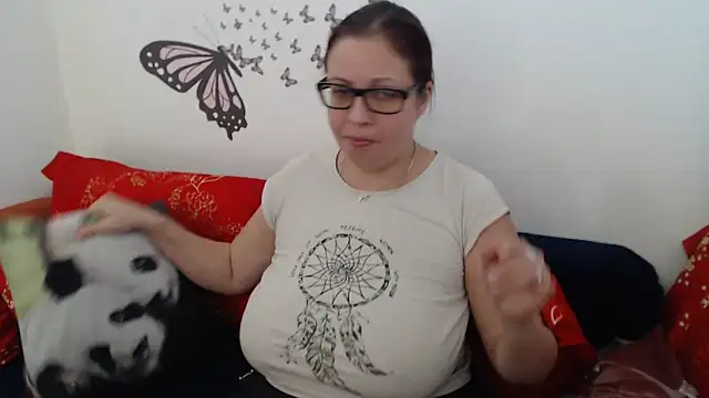 Snapshot of LadyHellene chatting on 6, 3, 2025 LadyHellene online show from 6, 3, 2025