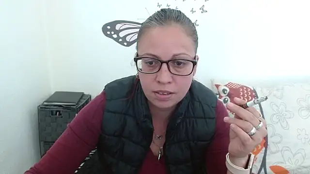 Snapshot of LadyHellene chatting on 4, 4, 2026 LadyHellene online show from 4, 4, 2026