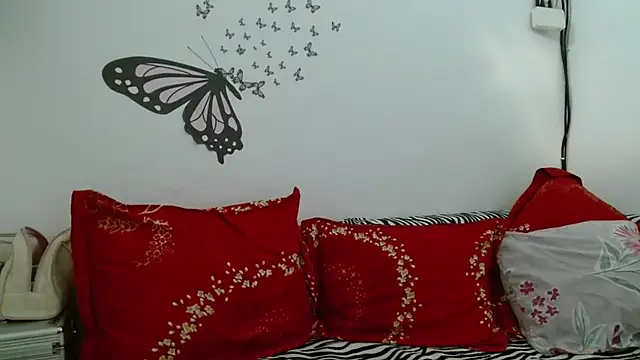 Snapshot of LadyHellene chatting on 10, 10, 2025 LadyHellene online show from 10, 10, 2025