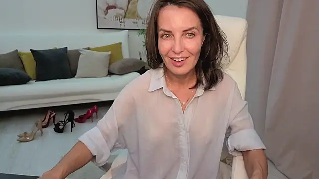 Beylly online show from 9, 9, 2025