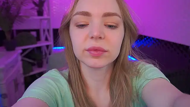 EmilySunshineS online show from 10, 4, 2026