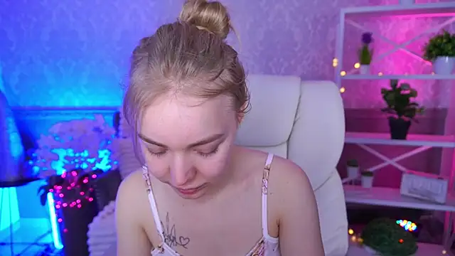 EmilySunshineS online show from 13, 2, 2026