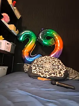 Sweet-SpicyOff online show from 17, 4, 2026