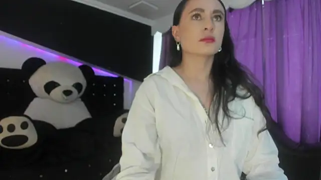 Snapshot of Coral_Gibson chatting on 6, 6, 2026 Coral Gibson online show from 6, 6, 2026