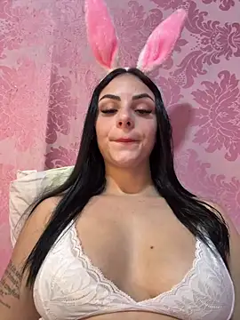 Snapshot of Vicvic69dp chatting on 5, 4, 2026 Vicvic69dp online show from 5, 4, 2026