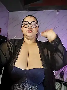 Snapshot of KATIIA16 chatting on 12, 3, 2025 KATIIA16 online show from 12, 3, 2025