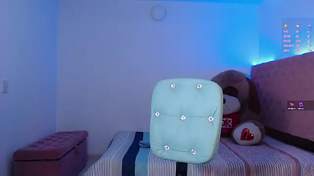 SMIILING PRINCESS online show from 30, 1, 2025