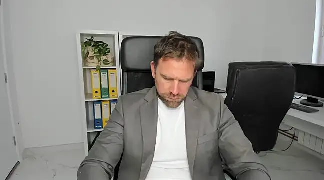 John-E-Dough online show from 6, 12, 2024