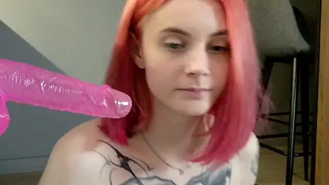 Snapshot of HarpyWitch chatting on 8, 5, 2026 HarpyWitch online show from 8, 5, 2026