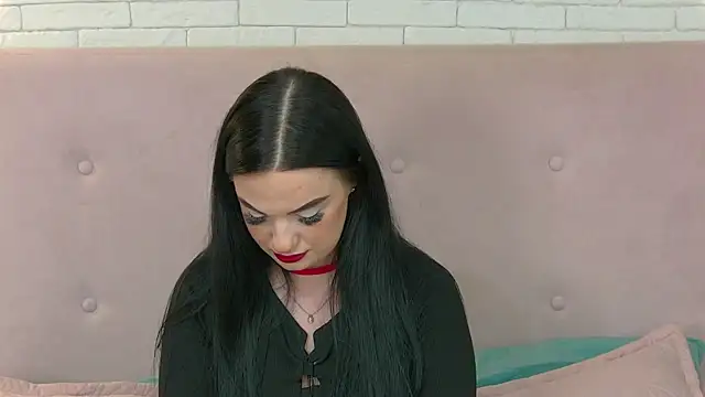 DarleneAdams online show from 2, 3, 2025