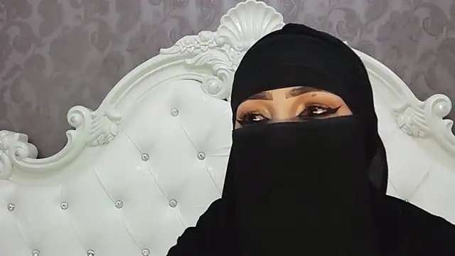 Snapshot of Hajar_Kar chatting on 28, 4, 2026 Hajar Kar online show from 28, 4, 2026