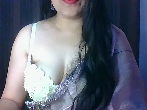 Snapshot of santurmom chatting on 24, 6, 2026 santurmom online show from 24, 6, 2026
