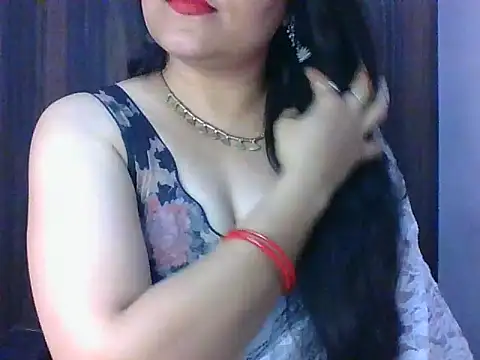 Snapshot of santurmom chatting on 3, 7, 2026 santurmom online show from 3, 7, 2026