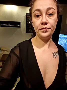 Emjiixx online show from 25, 1, 2025