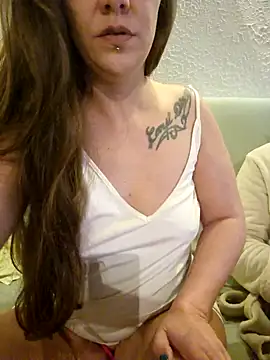 Emjiixx online show from 1, 2, 2025