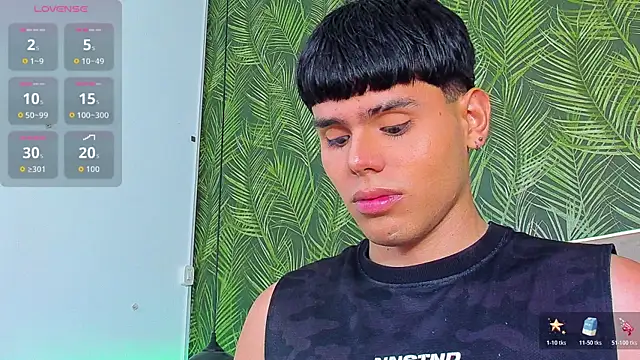 Snapshot of Nathaniel_Park chatting on 17, 5, 2026 Nathaniel Park online show from 17, 5, 2026
