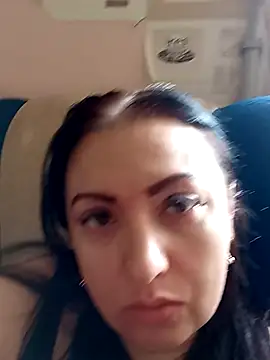 Snapshot of Veronica-Celie chatting on 28, 10, 2025 Veronica-Celie online show from 28, 10, 2025