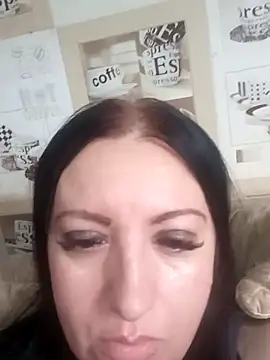 Snapshot of Veronica-Celie chatting on 22, 12, 2025 Veronica-Celie online show from 22, 12, 2025