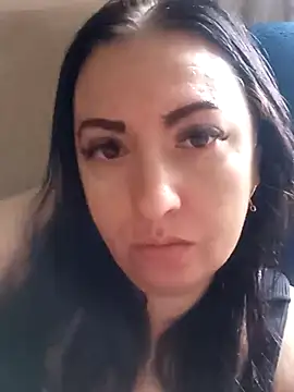 Snapshot of Veronica-Celie chatting on 17, 10, 2025 Veronica-Celie online show from 17, 10, 2025