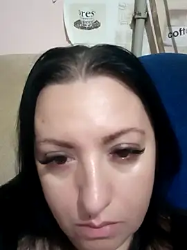 Snapshot of Veronica-Celie chatting on 13, 11, 2025 Veronica-Celie online show from 13, 11, 2025