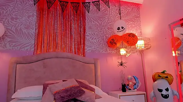 EmilyCollinss1 online show from 21, 10, 2025