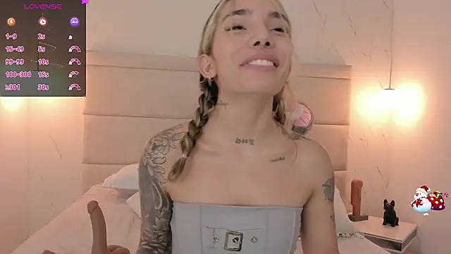 Mollymoon1 online show from 20, 12, 2025