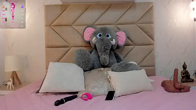 Mollymoon1 online show from 21, 11, 2025