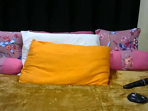Pearl 00 online show from 24, 5, 2026
