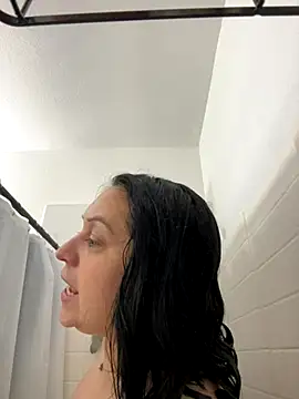 Snapshot of AlyssiaAmoreXO chatting on 28, 11, 2025 AlyssiaAmoreXO online show from 28, 11, 2025