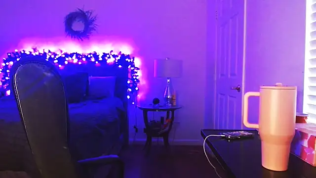 AlyssiaAmoreXO online show from 16, 3, 2026