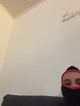 lescro95  online show from 3, 3, 2026