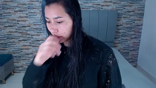  joy yva online show from 7, 11, 2025