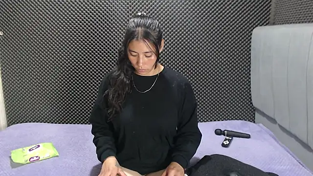 Snapshot of _joy_yva chatting on 26, 6, 2026 joy yva online show from 26, 6, 2026