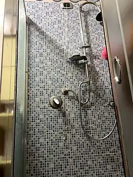 Dikkiduohottt online show from 29, 10, 2025